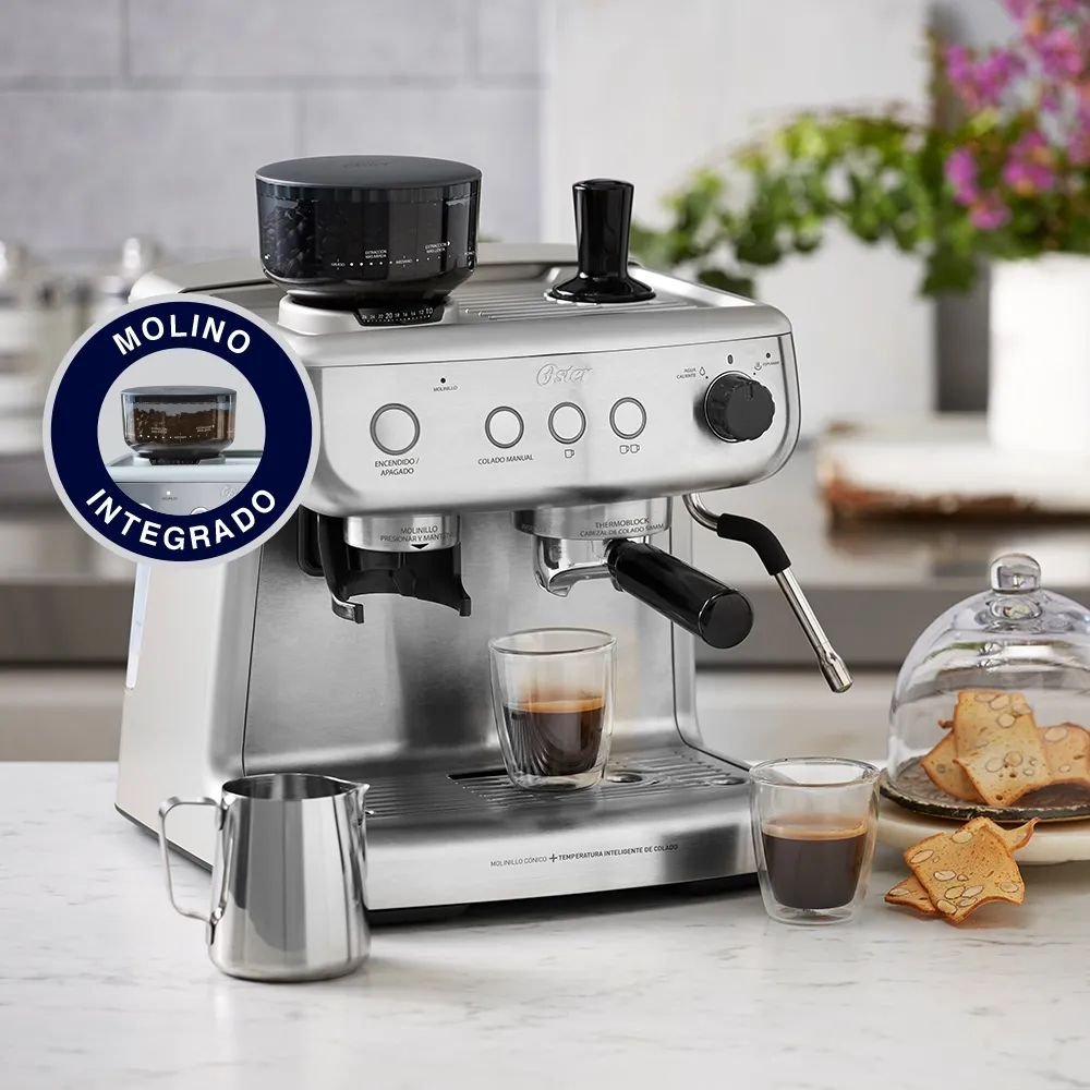 Cafetera OSTER 15 Bares Molino BVSTEM7300 Plateada - Image 3