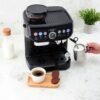 Cafetera HACEB 2 Litros Molino Integrado Negro - Image 4