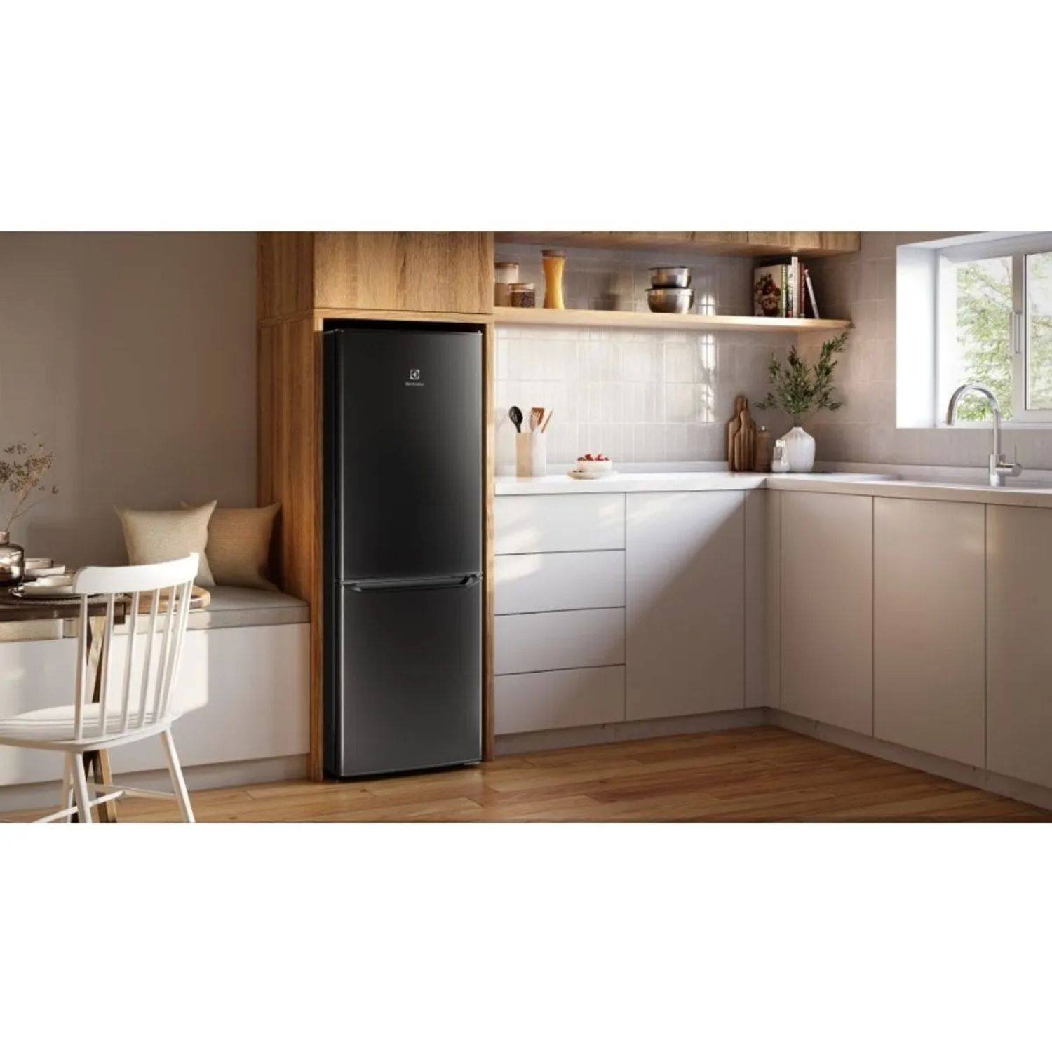 Nevera ELECTROLUX Frost 166 Lt ERB163HB Negro - Image 5